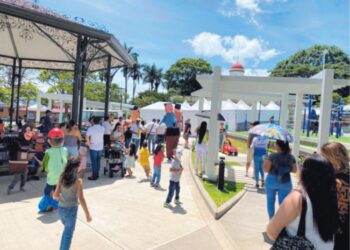 Talento creativo escazuceño destacó en X Festival Artístico
