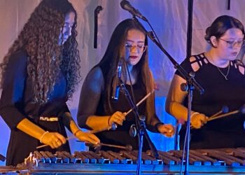 Escazú vibra al ritmo de las marimbas en celebración de su Día Nacional